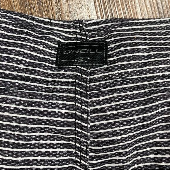 O’Neill Board Shorts Stripes Mens 31 - Picture 7 of 12